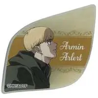 Acrylic Badge - DMM Scratch! - Attack on Titan / Armin Arlelt